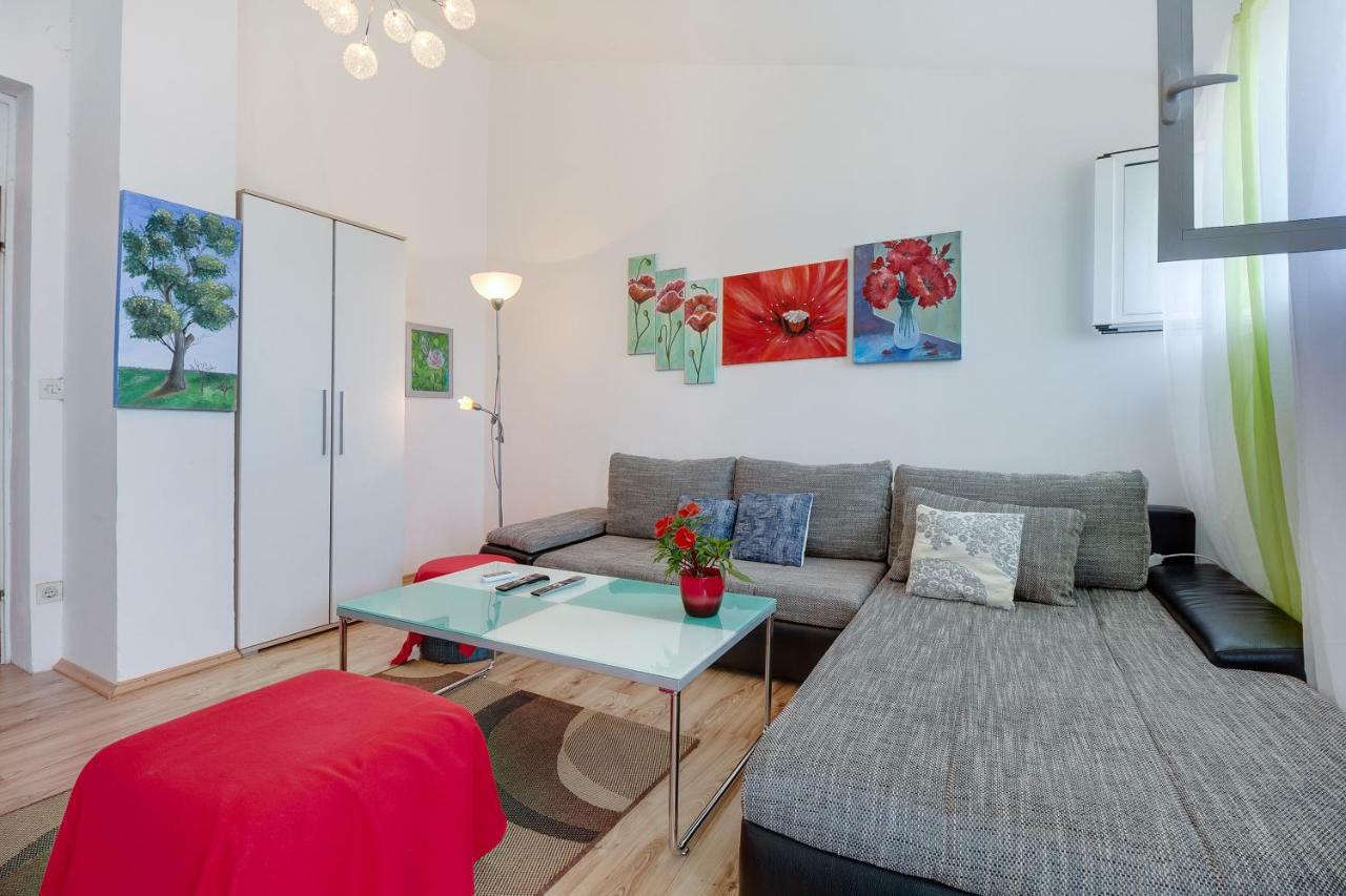 The Look Apartment มาลีโลชินจ์ ภายนอก รูปภาพ